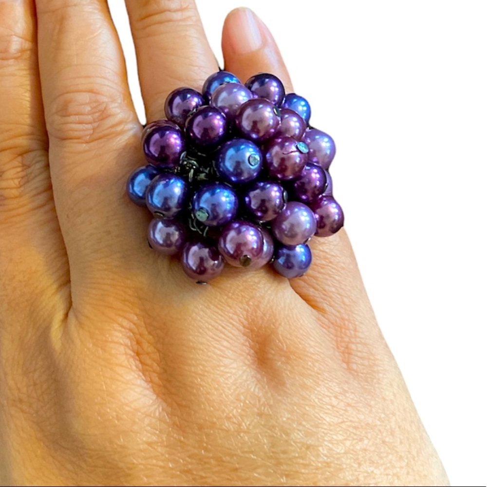 Purple Pearl Like Cluster Beads Stretch Cocktail Ring (NEW WITH TAGS)